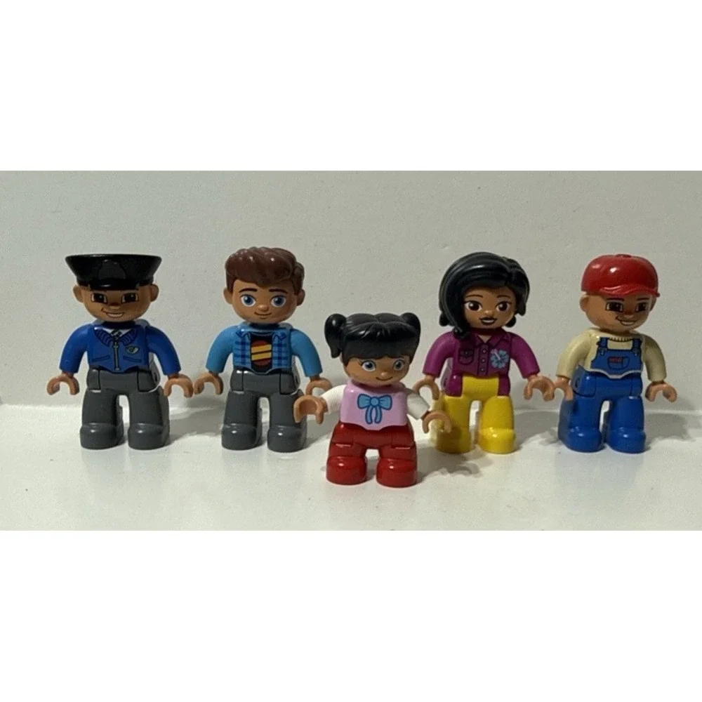 Lego Duplo Figure LOT Of 5 Farmer Trucker Cop Hawaii Lady Man Little Girl‎ Dad